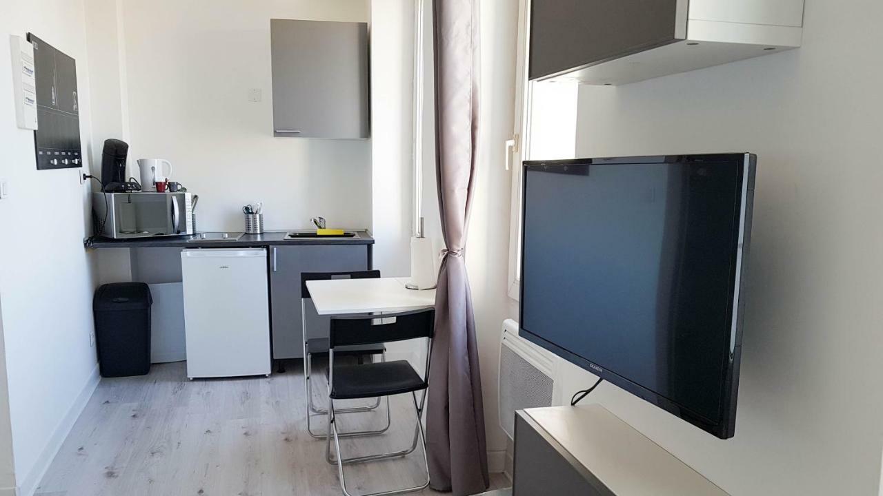 La plus belle de main Marseille Extérieur photo